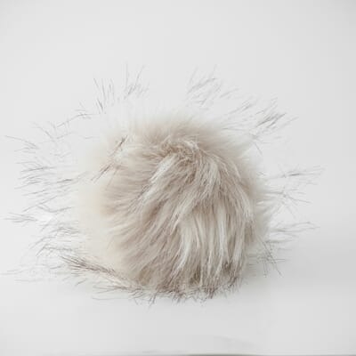 Pelsdusk, farge beige med brune tupper